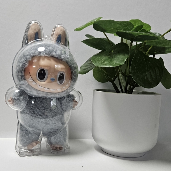 🌀Labubu Protective Case - Picture 1 of 7